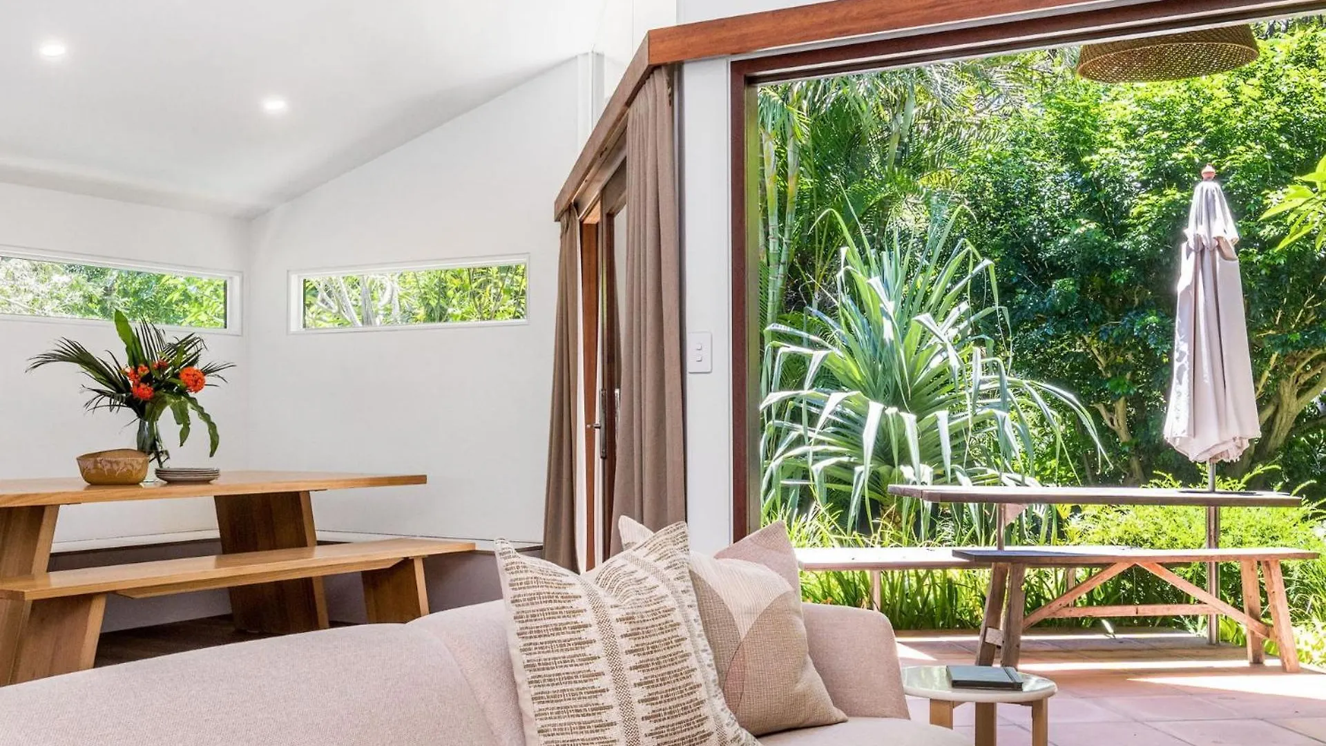 Green Dragon Byron Bay 0*,